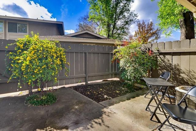 929 Amistad Ct A, El Cajon, CA 92019