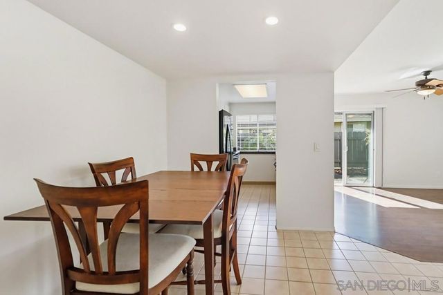 929 Amistad Ct A, El Cajon, CA 92019