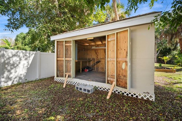 2210 DIXIE AVENUE, Punta Gorda, FL 33950