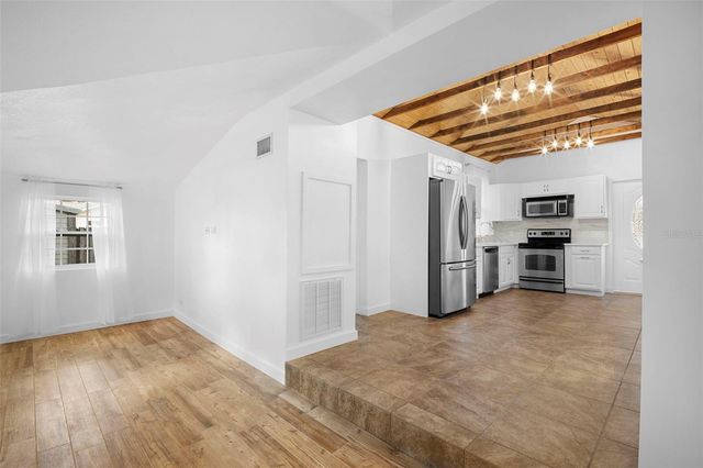 2210 DIXIE AVENUE, Punta Gorda, FL 33950