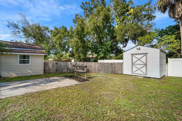 2210 DIXIE AVENUE, Punta Gorda, FL 33950