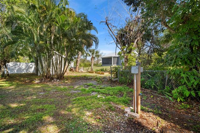 2210 DIXIE AVENUE, Punta Gorda, FL 33950