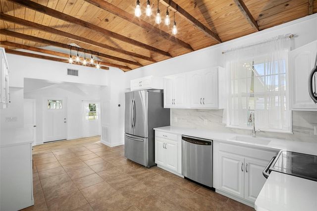 2210 DIXIE AVENUE, Punta Gorda, FL 33950