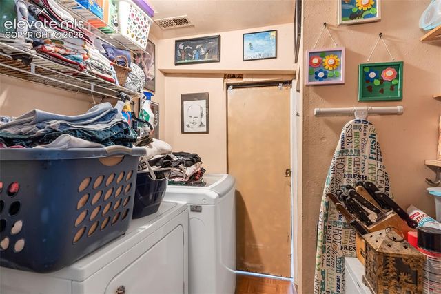 2120 W 11th Street, Pueblo, CO 81003