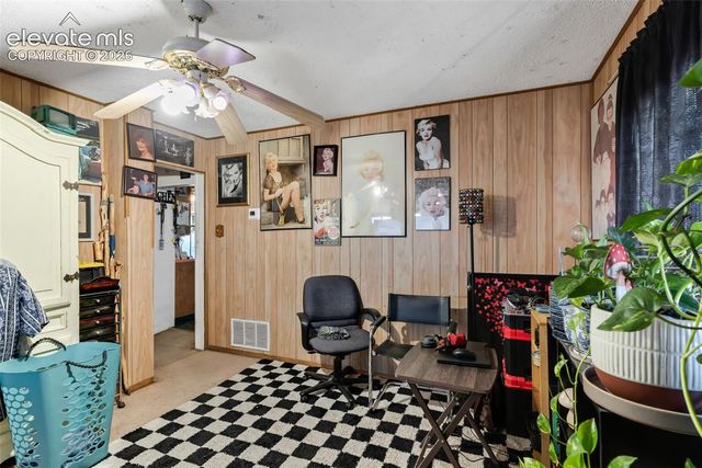 2120 W 11th Street, Pueblo, CO 81003