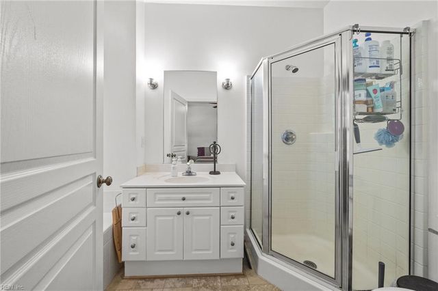 5889 Echingham DR, Virginia Beach, VA 23464