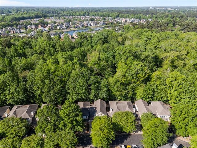 5889 Echingham DR, Virginia Beach, VA 23464