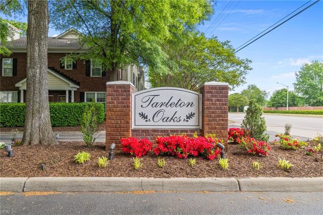 5889 Echingham DR, Virginia Beach, VA 23464