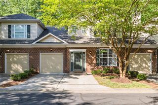 5889 Echingham DR, Virginia Beach, VA 23464