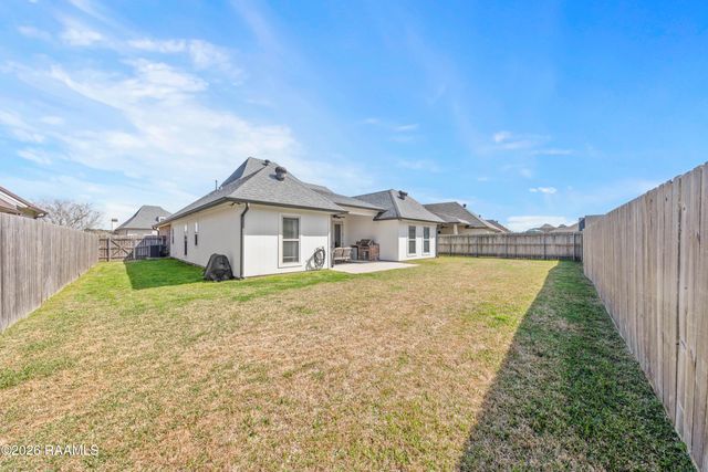 612 Easy Rock Landing Drive, Broussard, LA 70518