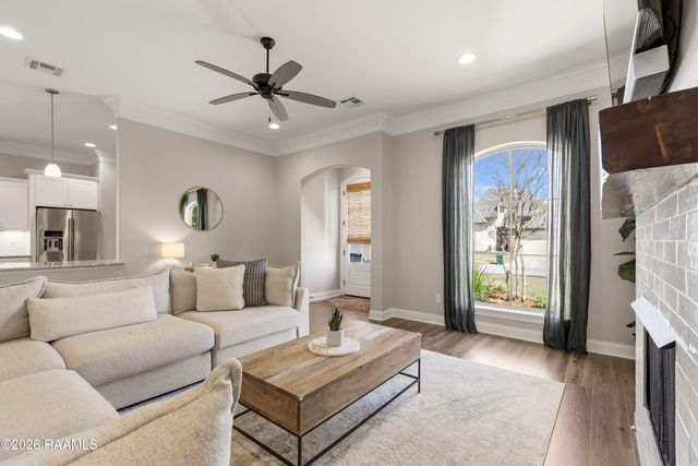 612 Easy Rock Landing Drive, Broussard, LA 70518