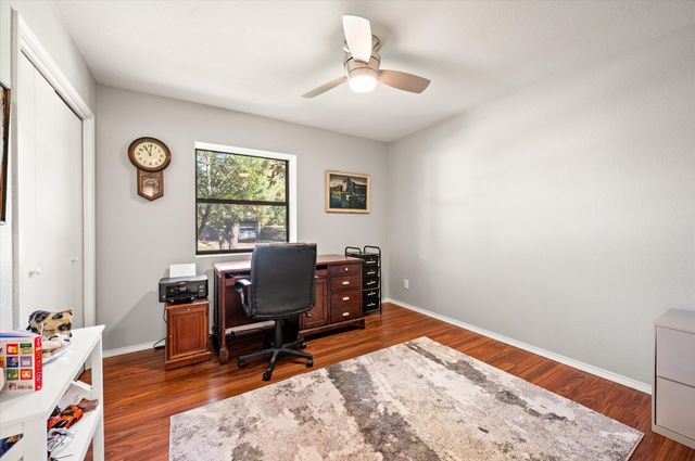 129 E Louella Drive, Hurst, TX 76054