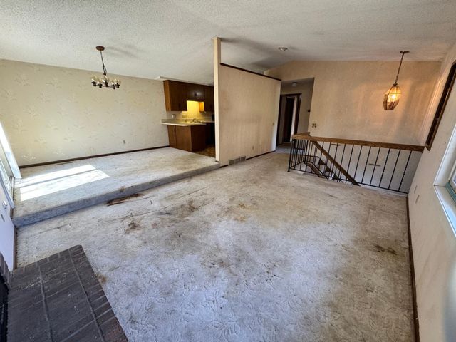 5050 147th Street W, Apple Valley, MN 55124