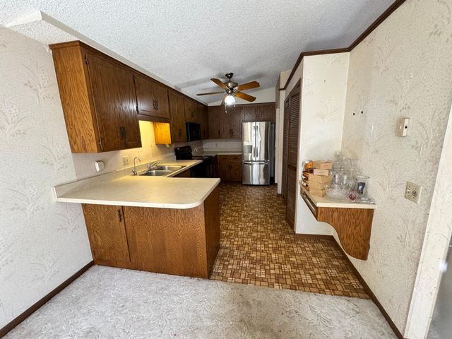5050 147th Street W, Apple Valley, MN 55124