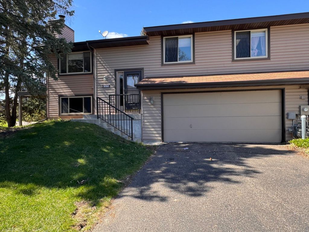 5050 147th Street W, Apple Valley, MN 55124