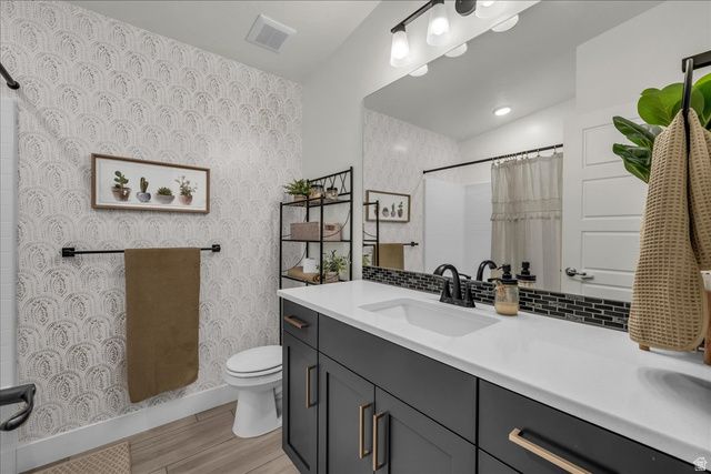 2112 E HONEYCOMB DR, St. George, UT 84790