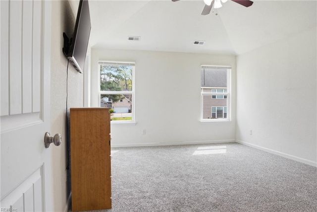 5003 Clifton ST, Chesapeake, VA 23321