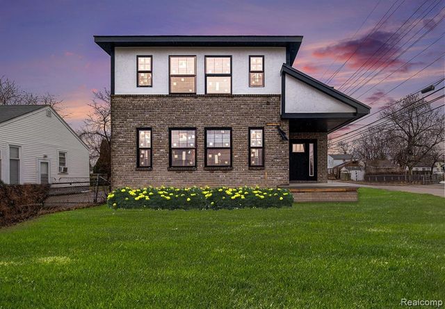 23708 Lexington Avenue, Eastpointe, MI 48021
