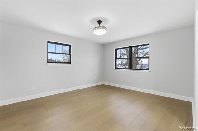 23708 Lexington Avenue, Eastpointe, MI 48021