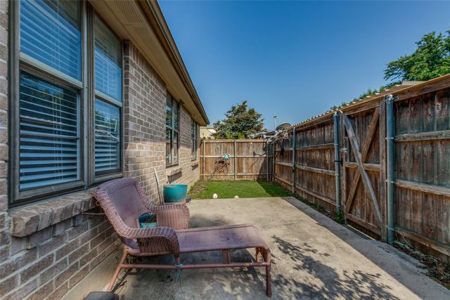 13899 Brookgreen Drive, Dallas, TX 75240