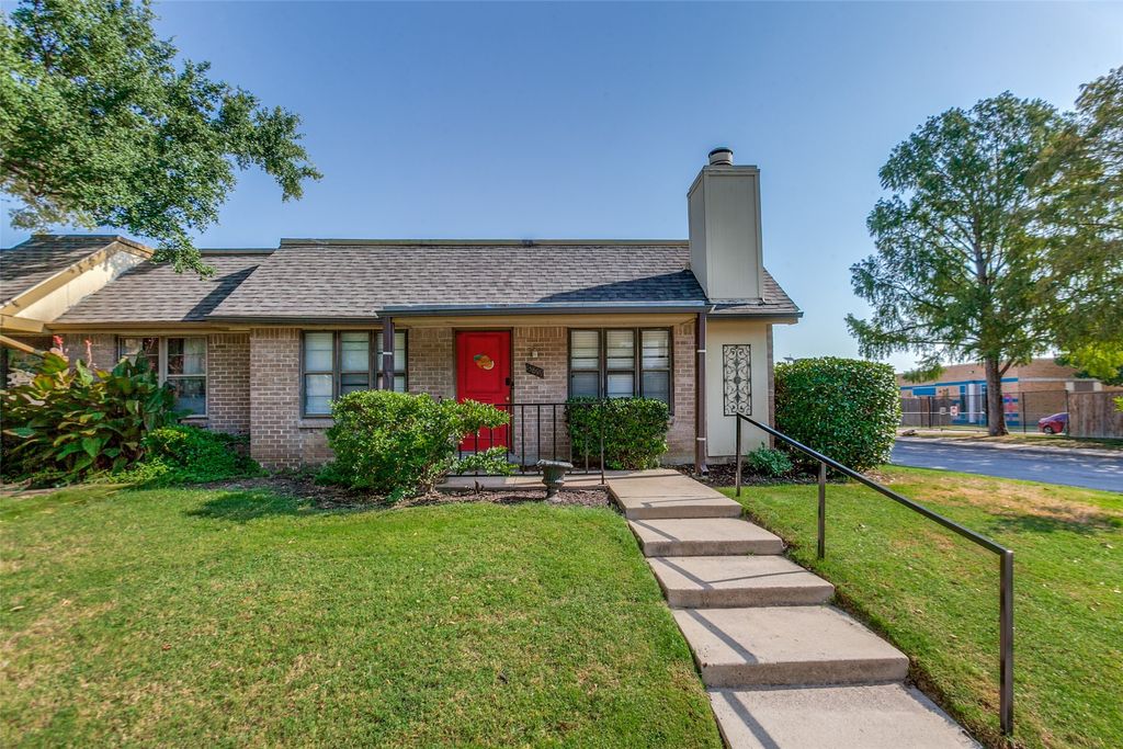 13899 Brookgreen Drive, Dallas, TX 75240