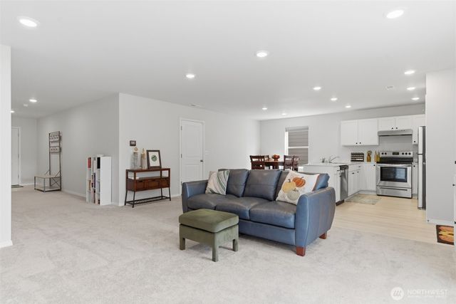 4220 SE Elijah Court, Port Orchard, WA 98366