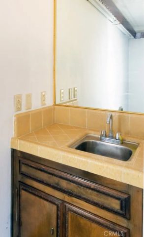 15490 Mondamon, Apple Valley, CA 92307