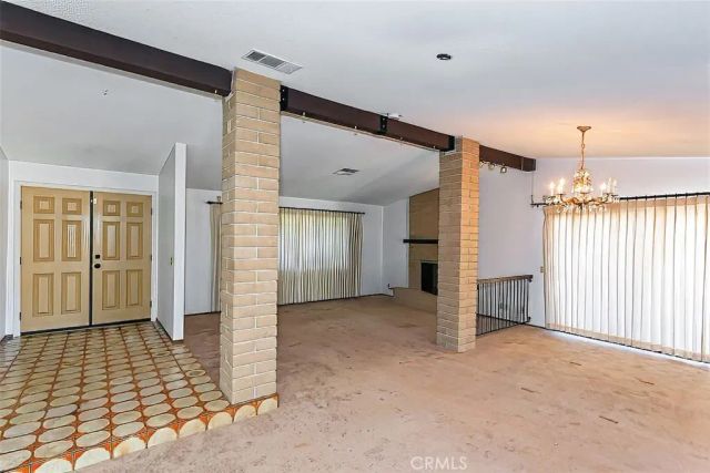 15490 Mondamon, Apple Valley, CA 92307