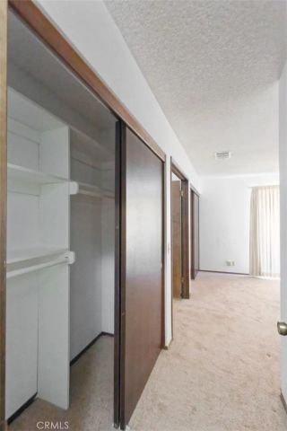 15490 Mondamon, Apple Valley, CA 92307