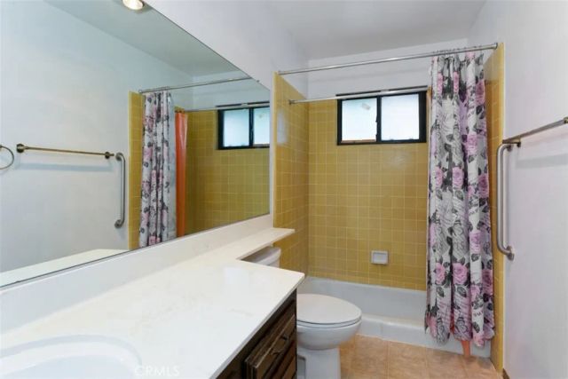 15490 Mondamon, Apple Valley, CA 92307