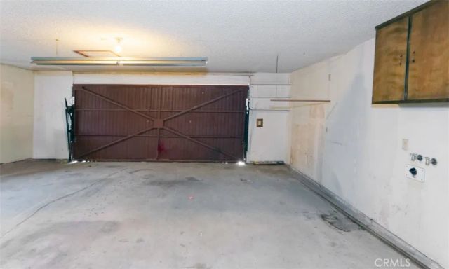 15490 Mondamon, Apple Valley, CA 92307