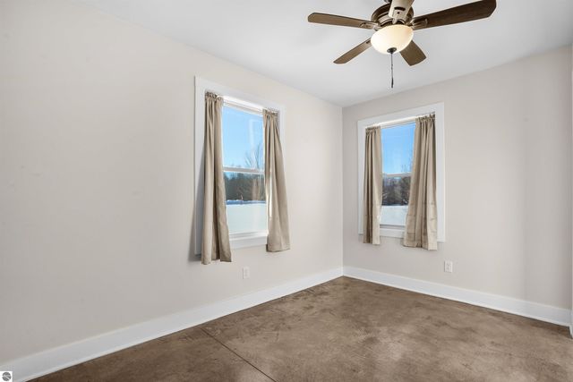 577 Grouse Drive SW, Kalkaska, MI 49646