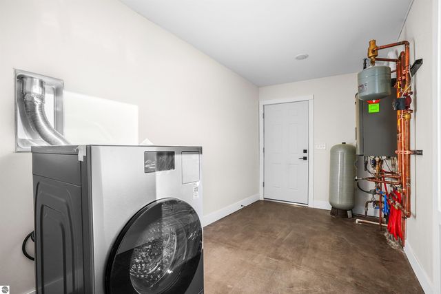 577 Grouse Drive SW, Kalkaska, MI 49646