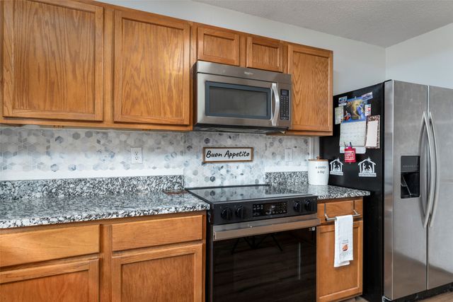 4333 Meadowknoll Drive, Fort Worth, TX 76123