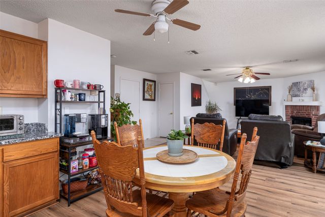 4333 Meadowknoll Drive, Fort Worth, TX 76123