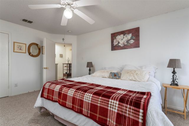 4333 Meadowknoll Drive, Fort Worth, TX 76123