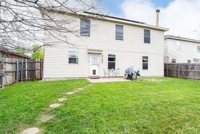 4333 Meadowknoll Drive, Fort Worth, TX 76123