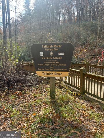 205 Briarwood Lane, Clayton, GA 30525