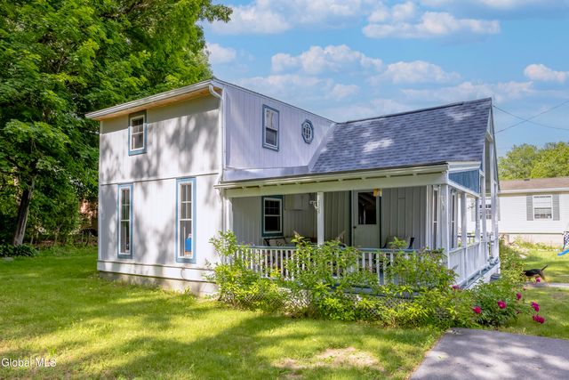 11 Clark Avenue, Round Lake, NY 12151