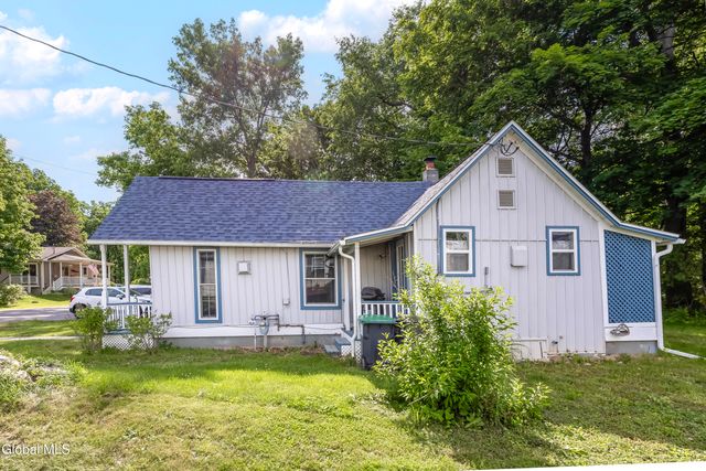 11 Clark Avenue, Round Lake, NY 12151