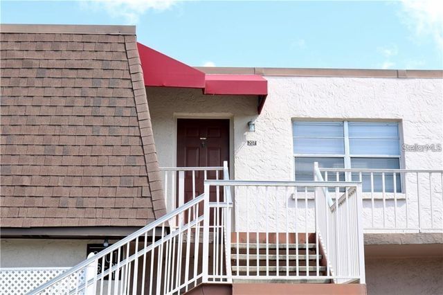 9101 W HILLSBOROUGH AVENUE I207, Tampa, FL 33615