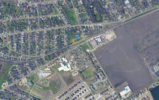 212 Peters Street, Waxahachie, TX 75165