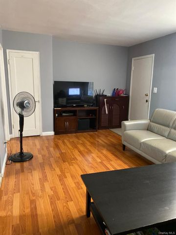 74-43 260 Street 2, Glen Oaks, NY 11004
