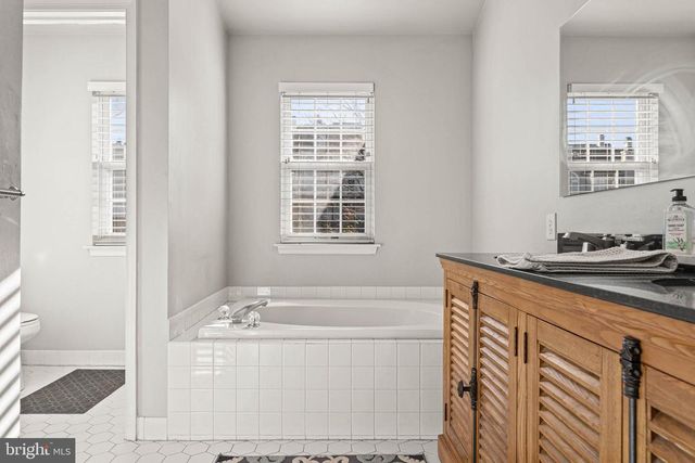 160 LEMONTON WAY, Wayne, PA 19087