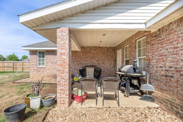 800 Custer Street, Prairie Grove, AR 72753