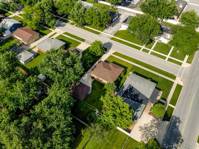 8040 Jefferson Avenue, Munster, IN 46321