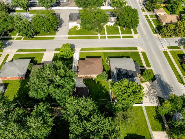 8040 Jefferson Avenue, Munster, IN 46321