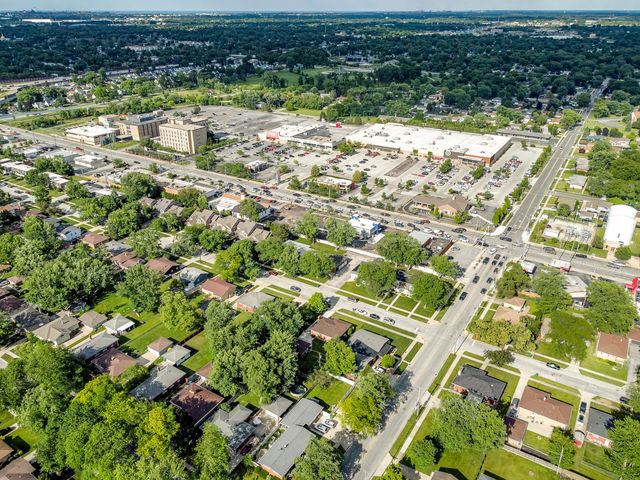 8040 Jefferson Avenue, Munster, IN 46321
