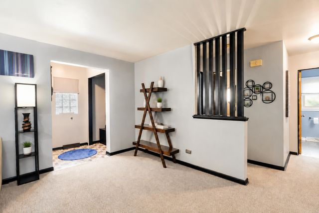8040 Jefferson Avenue, Munster, IN 46321