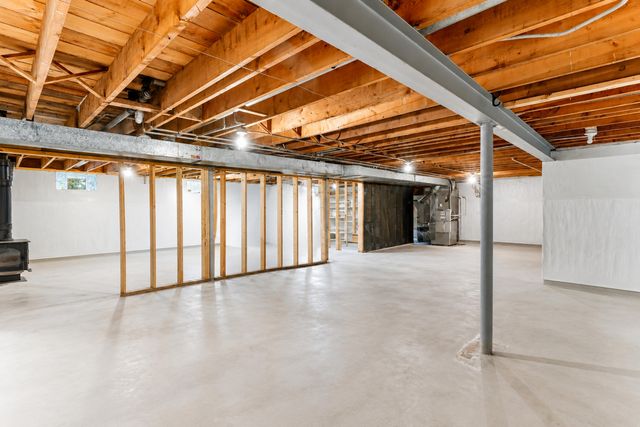 8040 Jefferson Avenue, Munster, IN 46321